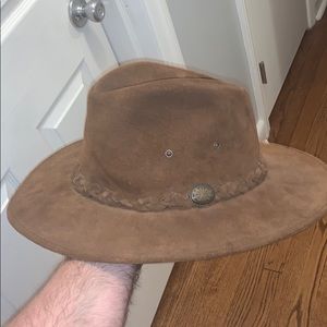 Round Hat